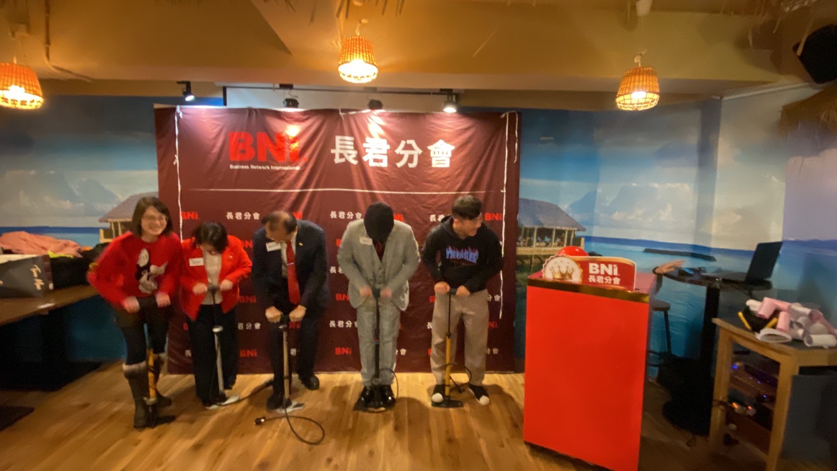 打氣加油+氣球爆破